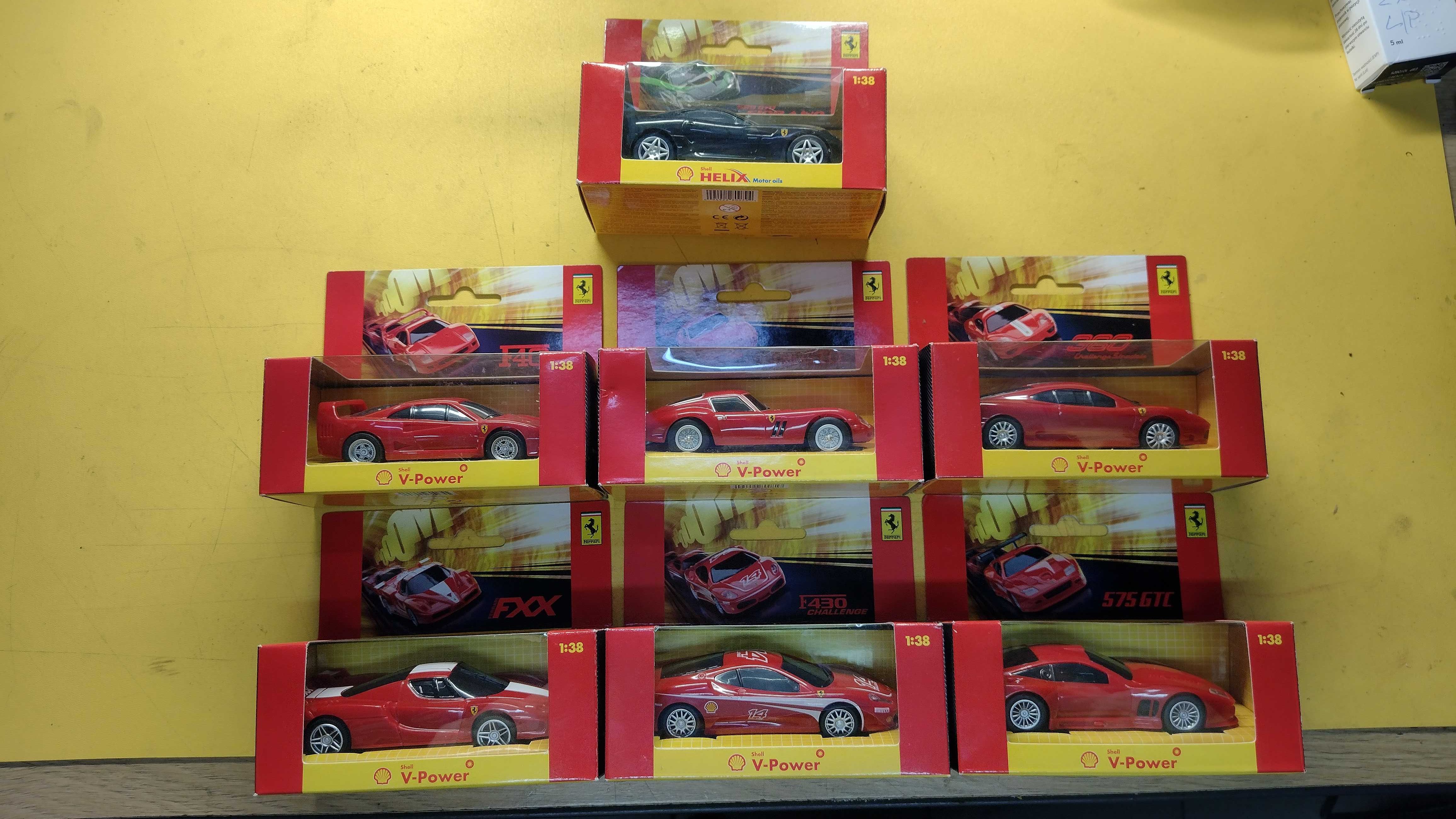 Oryginalna Unikatowa Kolekcja Hot Wheels Ferrari z 2006r skala !;38 7s