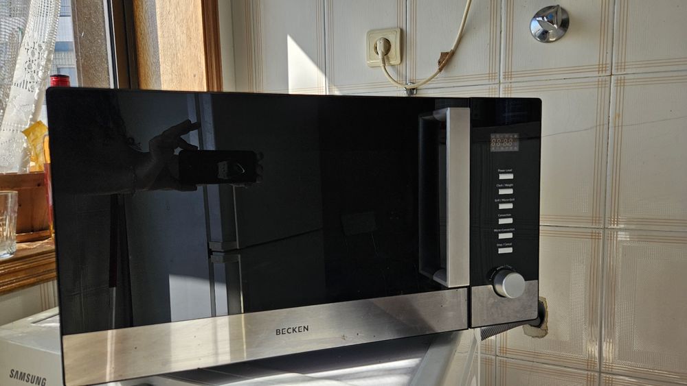 Micro-ondas da becken usado