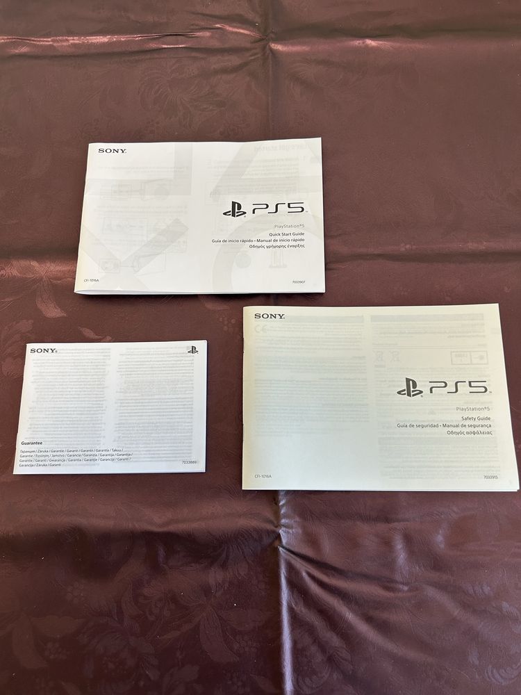 Consola PlayStation 5 ( 825 GB )