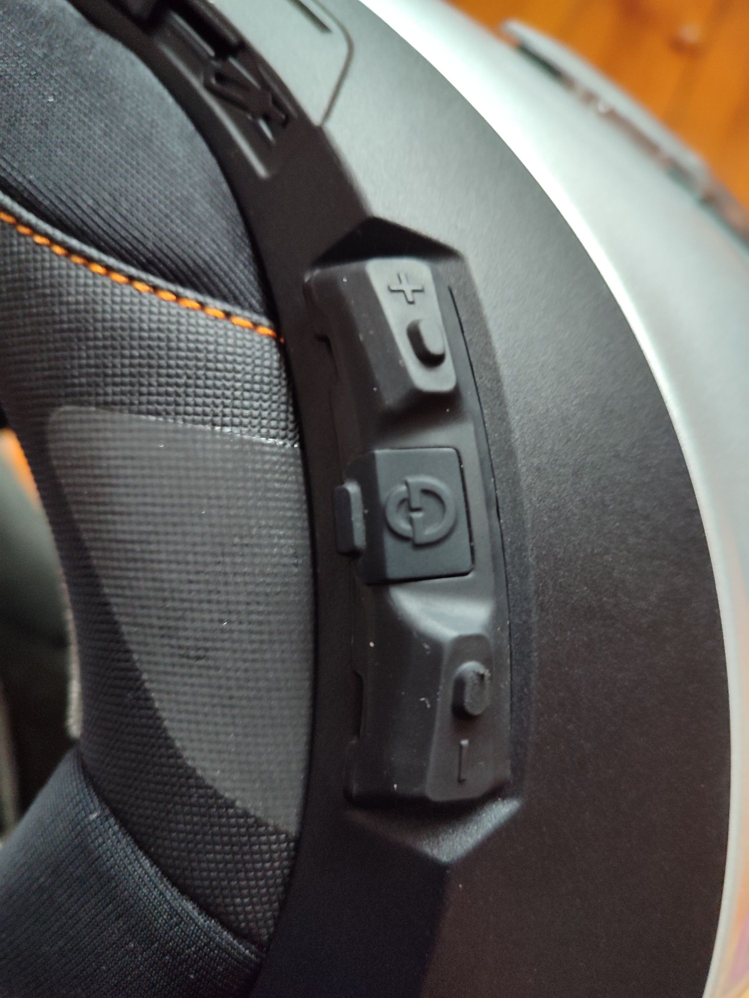 Вживаний шолом Schuberth c4 pro з гарнітурою L-59