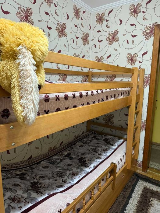 Ліжко двоярусне, дерев'яне, дитяче