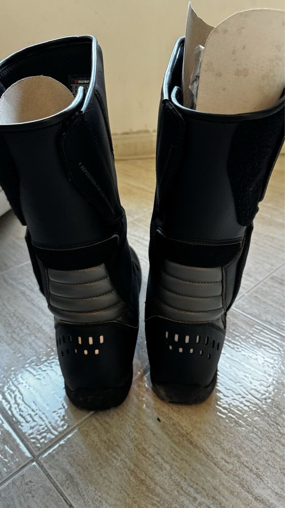 Botas Dainese Tempest  como novas