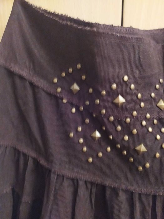 Красивая юбка (ткань-мелкий вельвет,цвет коричневый)