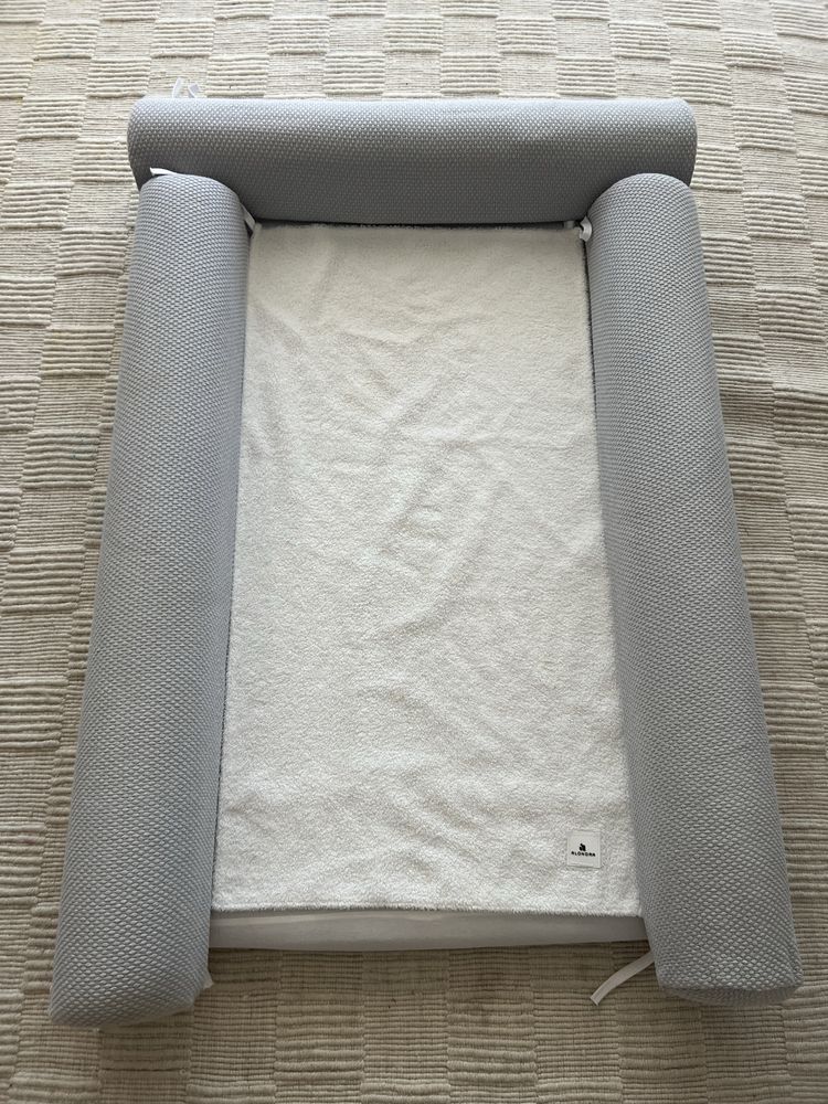 Muda Fraldas com colchão para Cómoda ou Berço Conversível - 60x90 cm