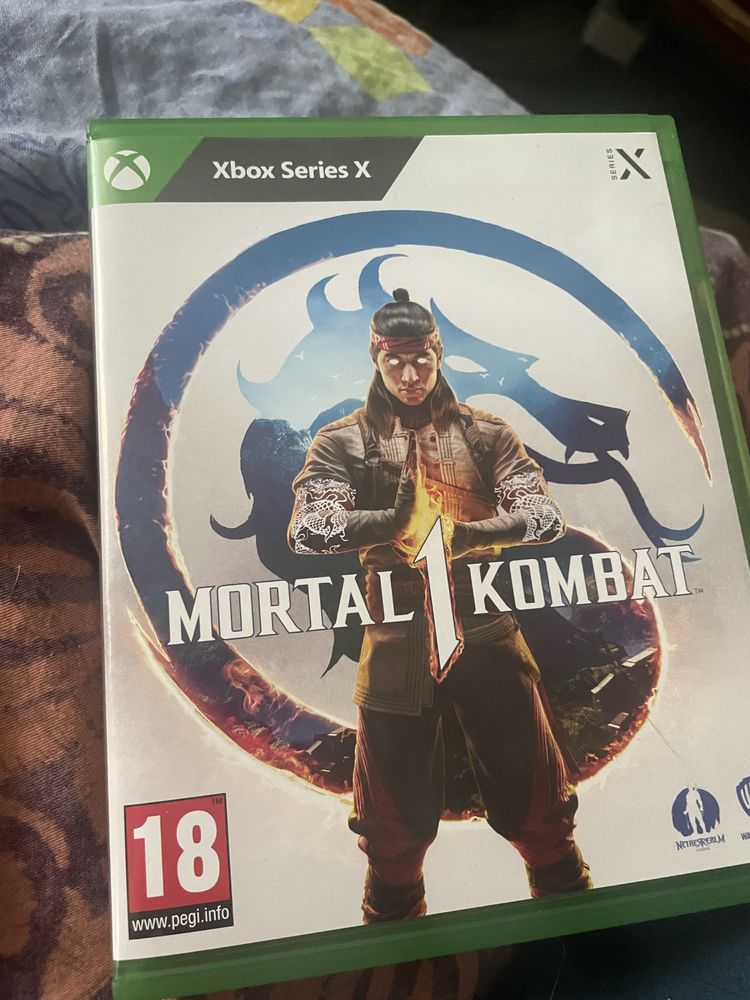 Срочно продам диск с игрой Mortal kombat 1 для xbox series x