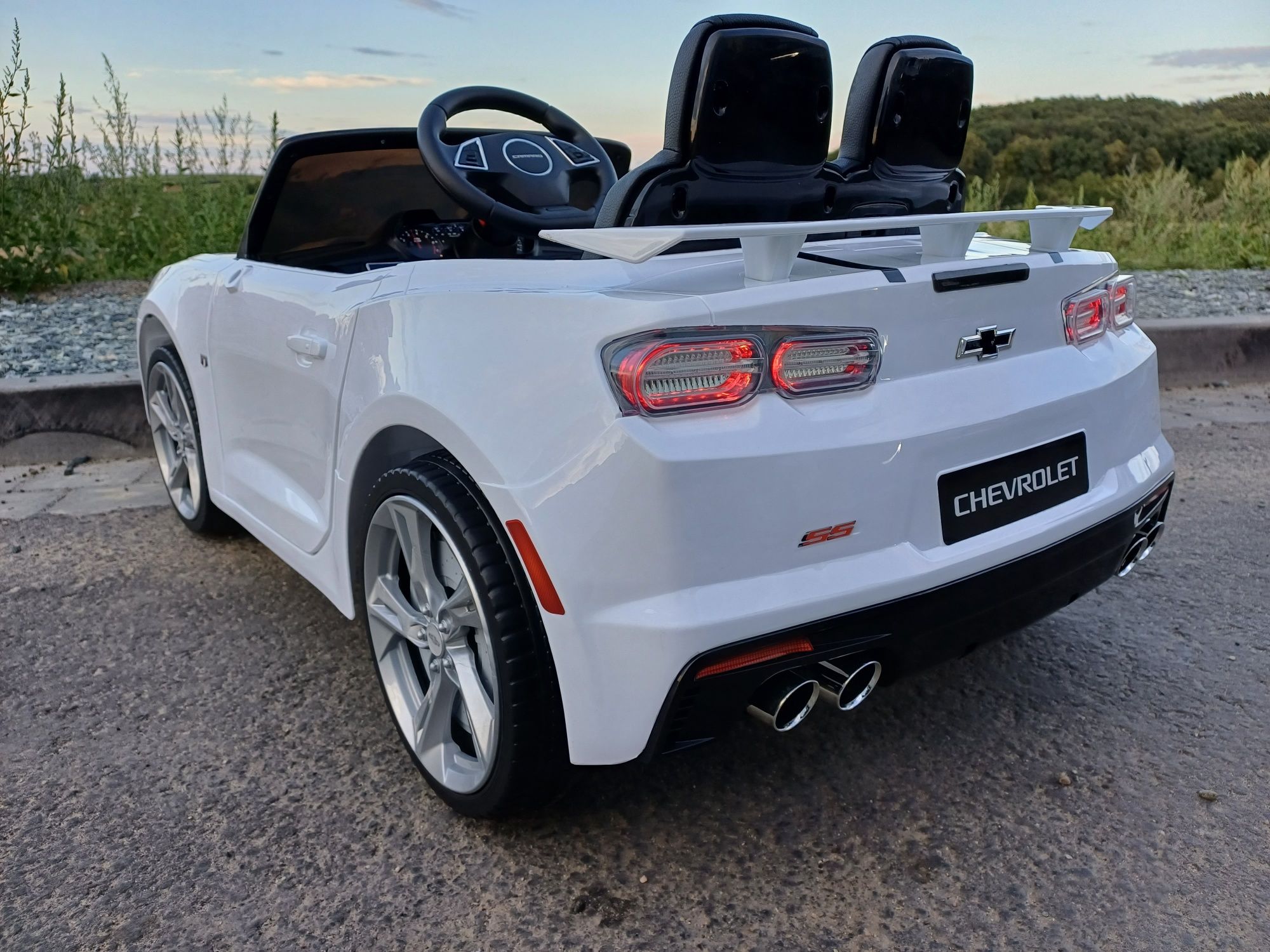 Autko pojazd samochód na akumulator dla dzieci Chevrolet Camaro SS