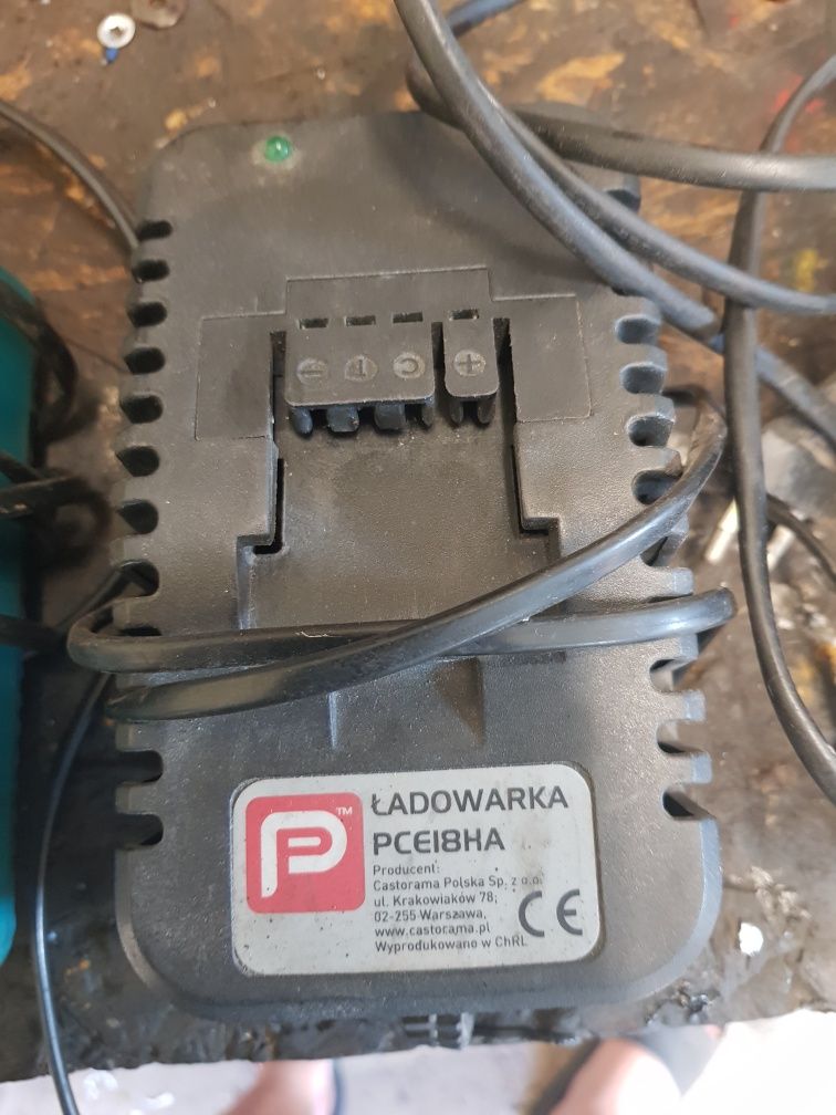 Ładowarki do akumulatorów makita DC1290 12v  Bosch 14.4v chińskie 18v