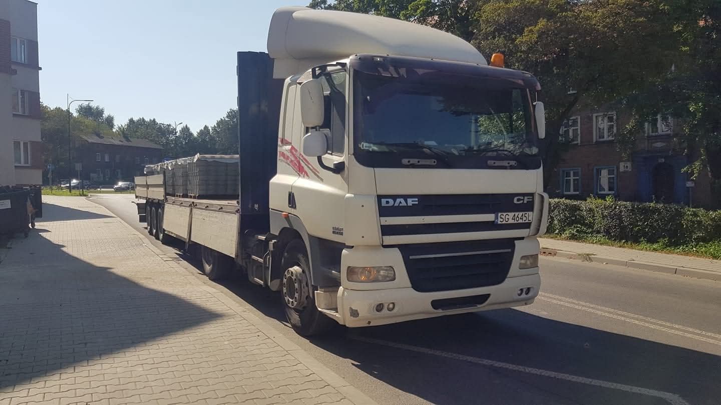 Transport HDS / platforma ,materiały budowlane, kostka, osie kolejowe.