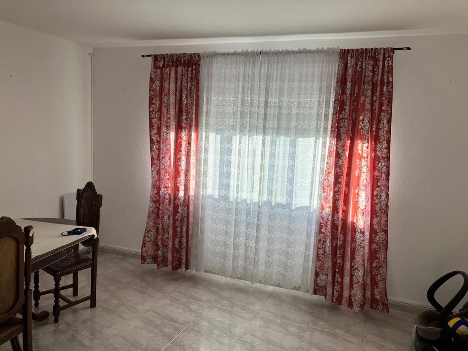Quarto para arrendar no Cacem de cima
