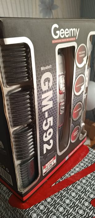 Машинка для стрижки 10 в 1  Geemy