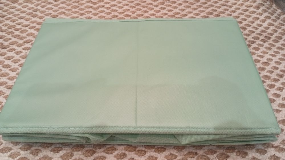 Pojemnik na zabawki z matą do zabawy