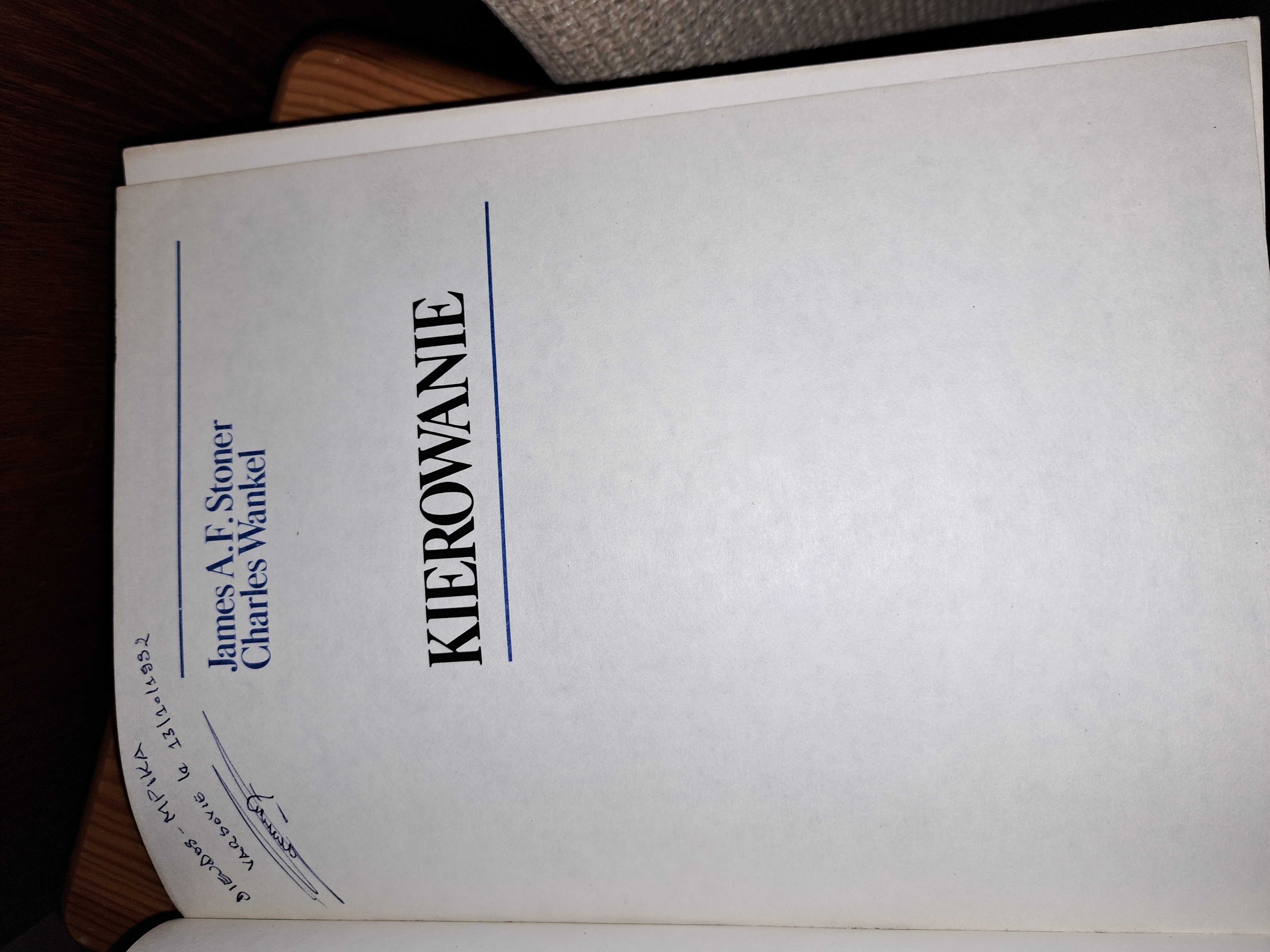 Kierowanie, James A.F. Stoner, Charles Wankel, Warszawa Wawer
