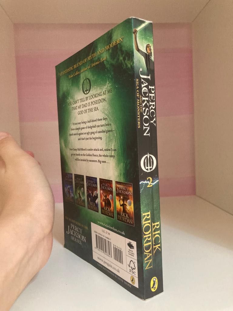 Livros: 2 Percy jackson