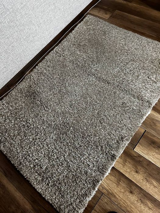 Килим бежевого кольору З довгим ворсом 120см х 170см