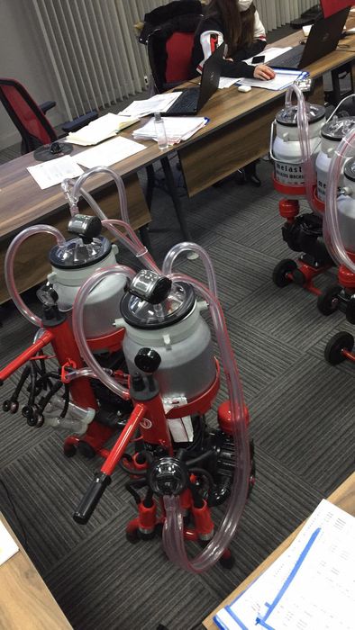 Доильный аппарат МЕЛАСТИ МИНИ, доїльний апарат МЕЛАСТІ МІНІ, MELASTI