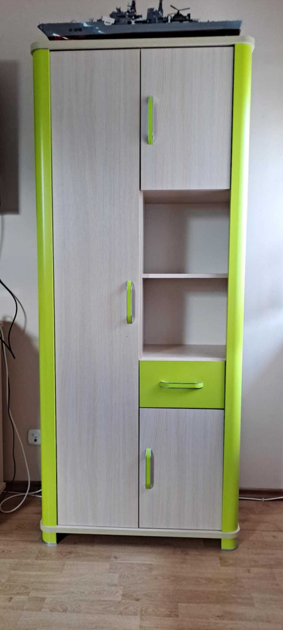 Meble dziecięce komplet