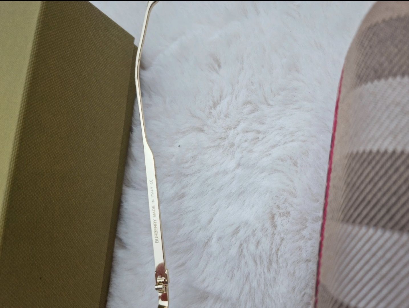 Oculos Burberry novos