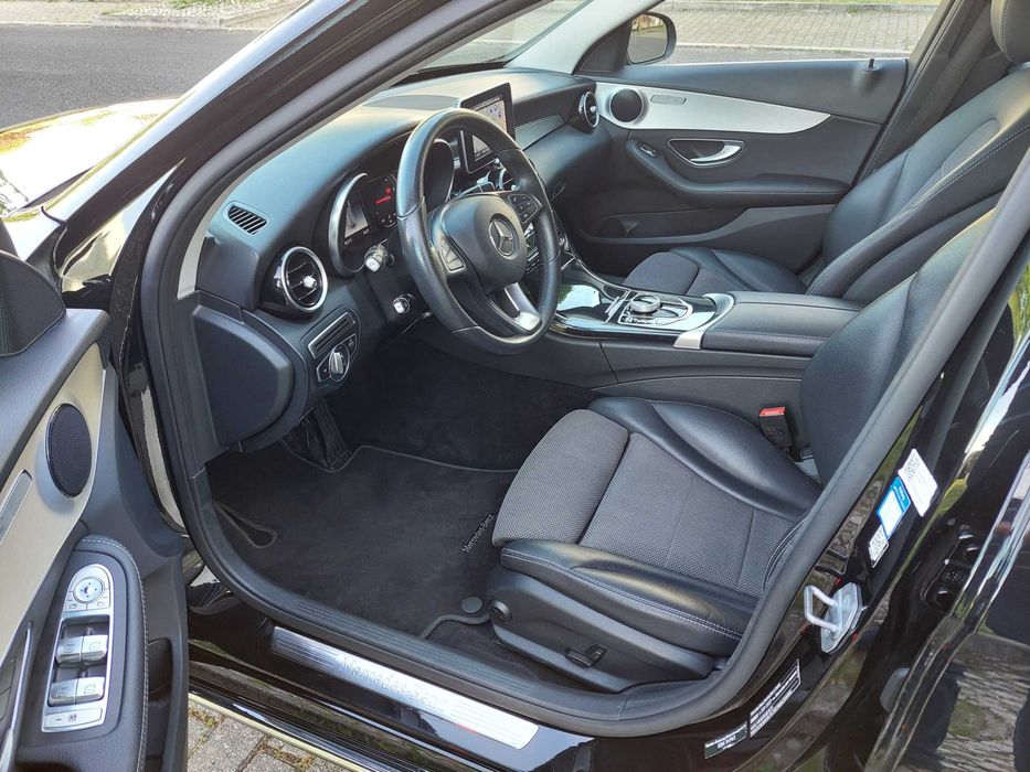 Mercedes C220 170CV 142.000 kms Avantgarde 2018 Aceito Retoma