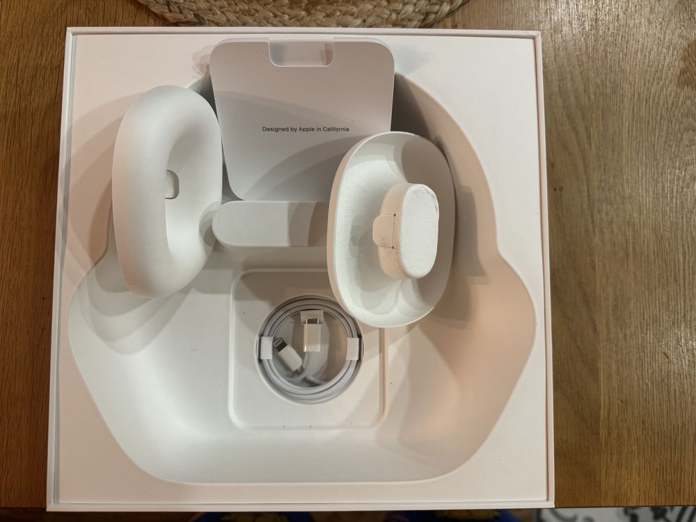Apple AirPods Max. Jeszcze na gwarancji