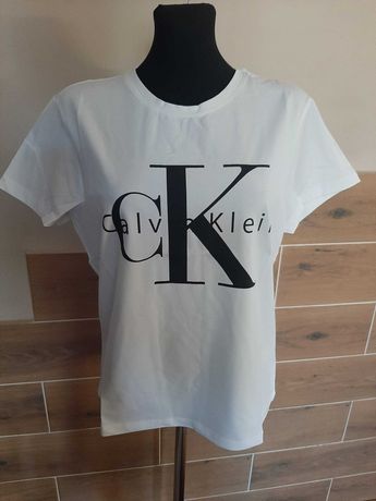 Nowiutki, damski t-shirt Calvin Klein