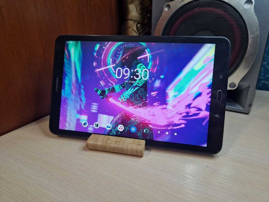 Планшет 10" Samsung Galaxy Tab A T585 LTE | A14 | 2/16ГБ + SIM + чохол