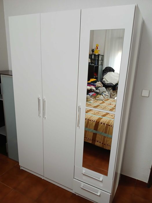 Guarda fato novo, 120x180x52