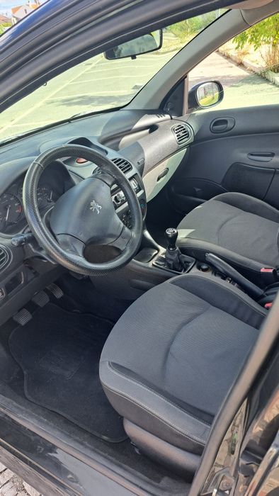 Peugeot 206  do ano 2006/08 excelente estado