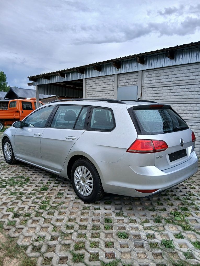 Vw golf 7 1.6tdi kombi bluemotion 6 biegów