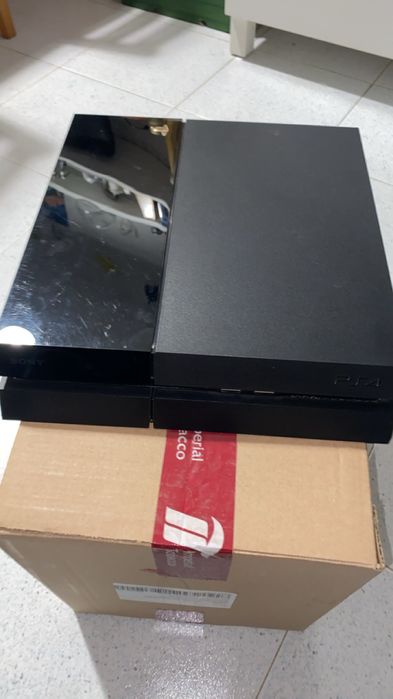 PLAYSTATION 4 500gb + comando