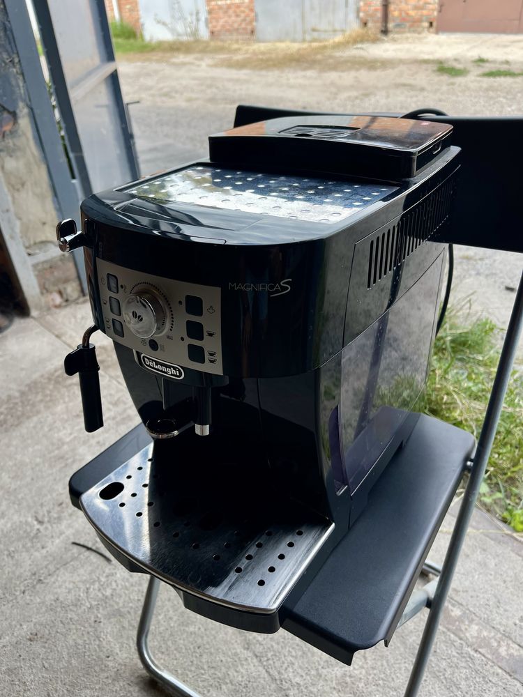 Кавомашина DELONGHI Magnifica S