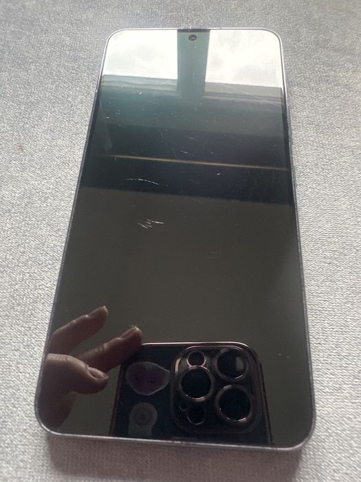 Samsung galaxy s 22 używany stan bdb