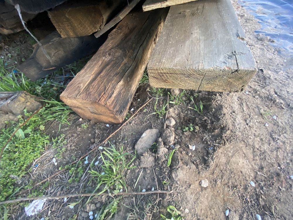 Bigas/Barrotes de castanho com 300 anos