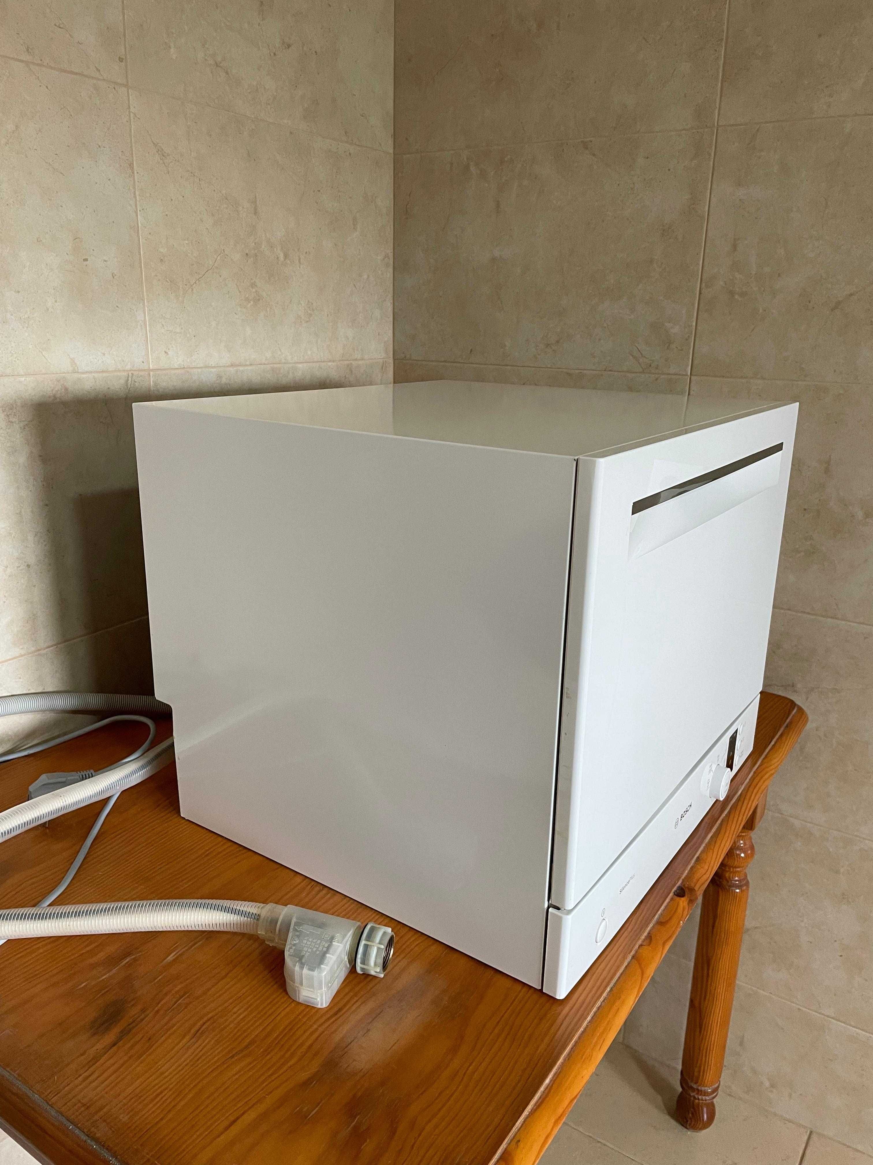 Máquina de Lavar Loiça Bosch - SKS62E32EU Silence Plus