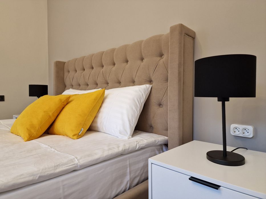 Здається квартира в оренду. Подобово.