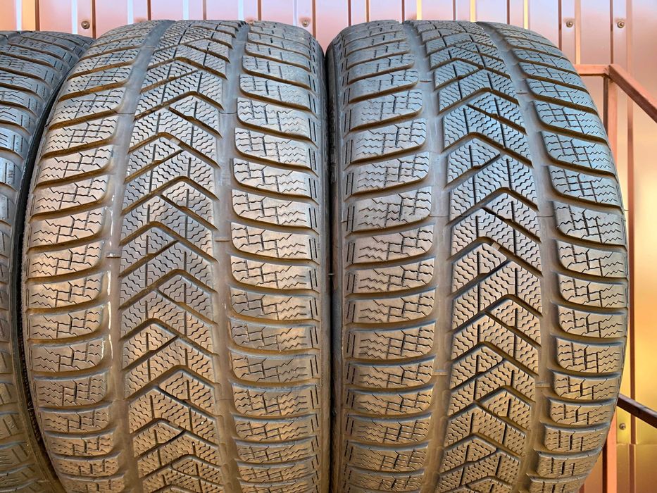 255/35 R21 + 275/35 R21 Pirelli Sottzero 3. Шини зимові Tesla Model Y