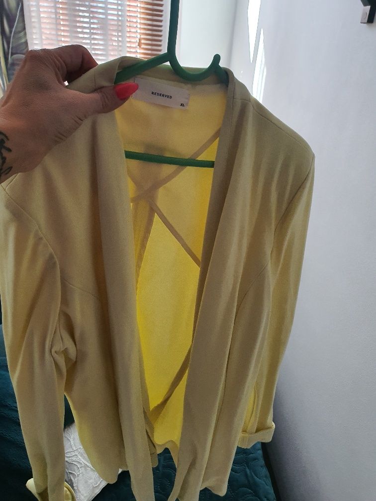 Żółta marynarka Reserved xl