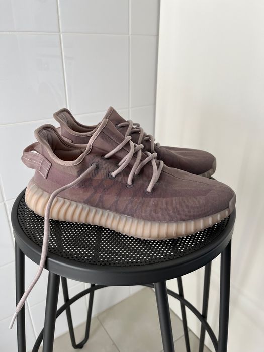 Adidas yeezy boost 350 v2 mono mist - tamanho 42 2/3