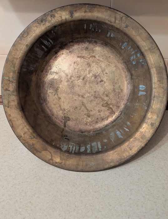 Таз  миска латунь