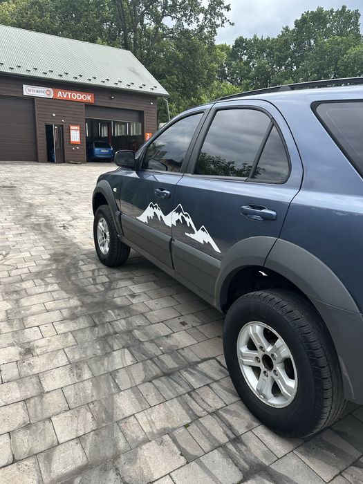 КІА Sorento Соренто джип позашляховик рамний