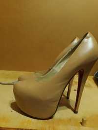 christian louboutin womens shoes size 38