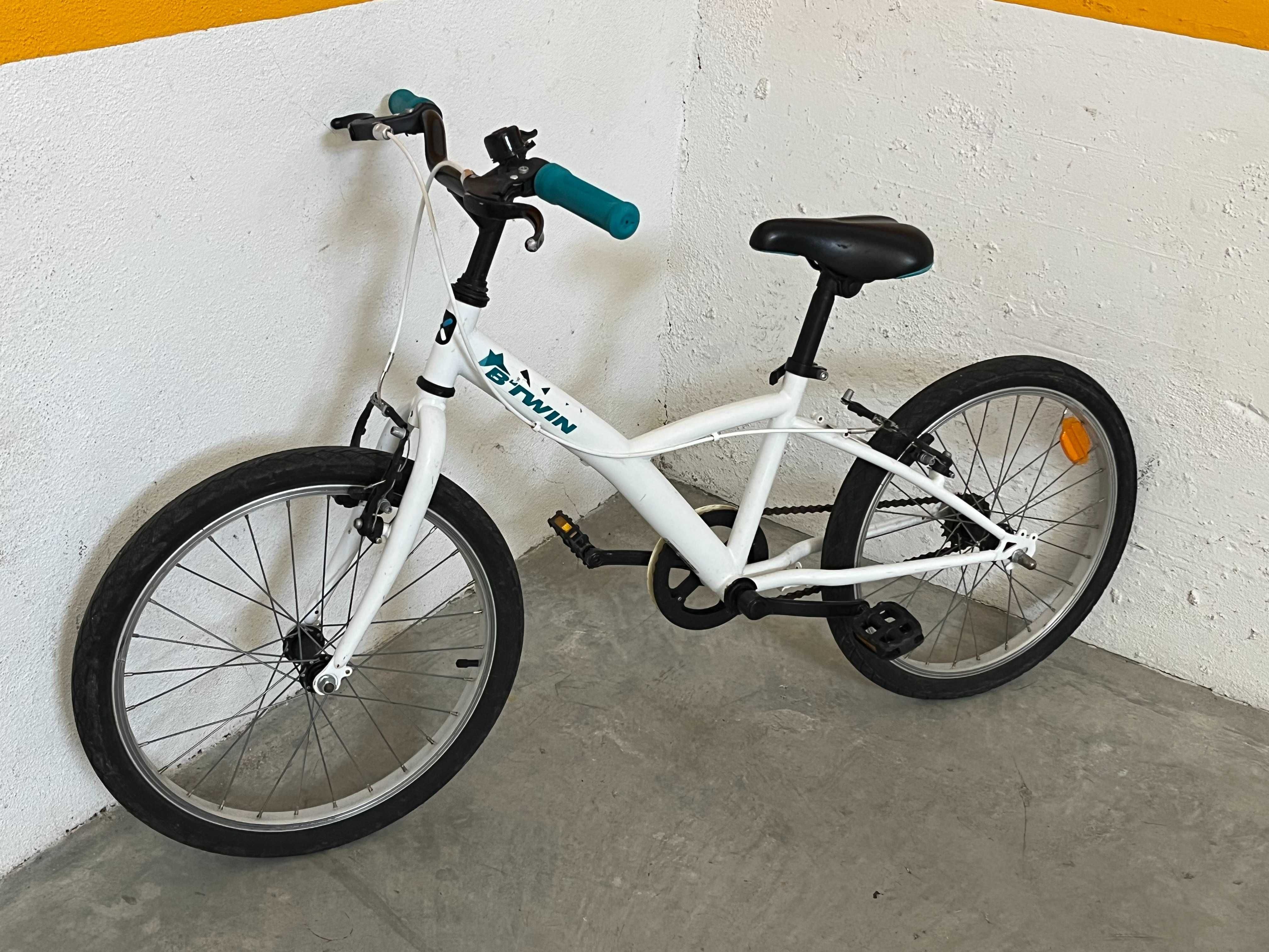 Bicicleta criança roda 20 ideal 6 - 9 anos