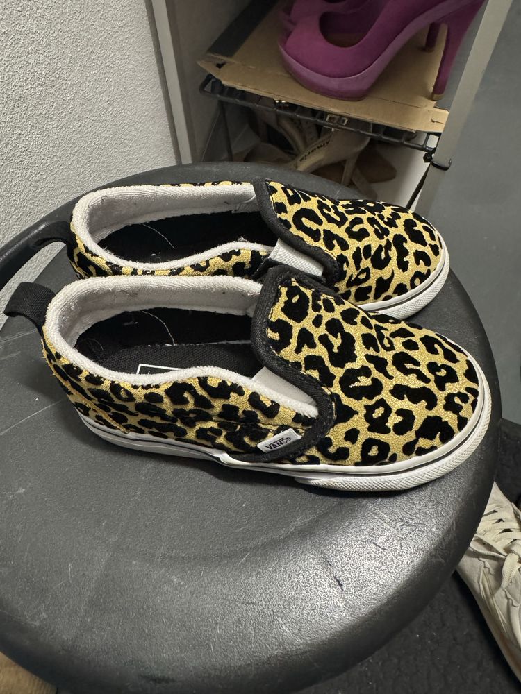 Vendo Sapatilhas Vans tm25