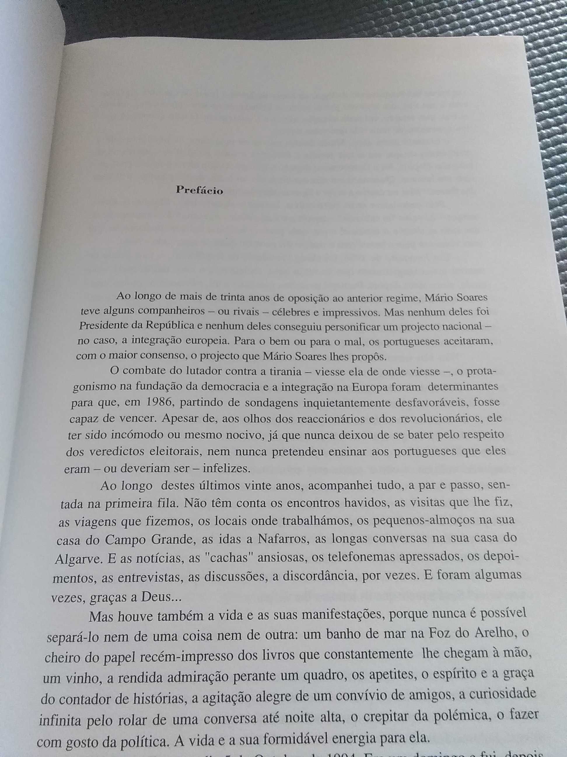 Soares-Ditadura e Revolução de Maria João Avillez (1996) A