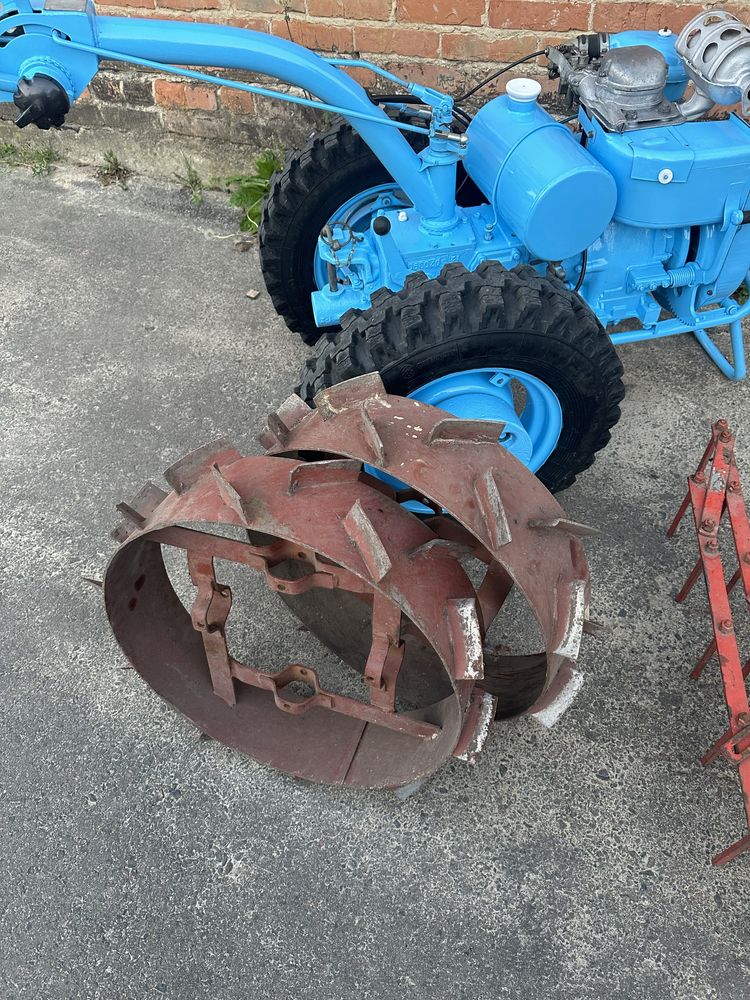 Мотоблок Білорус МТЗ 05 з навісним