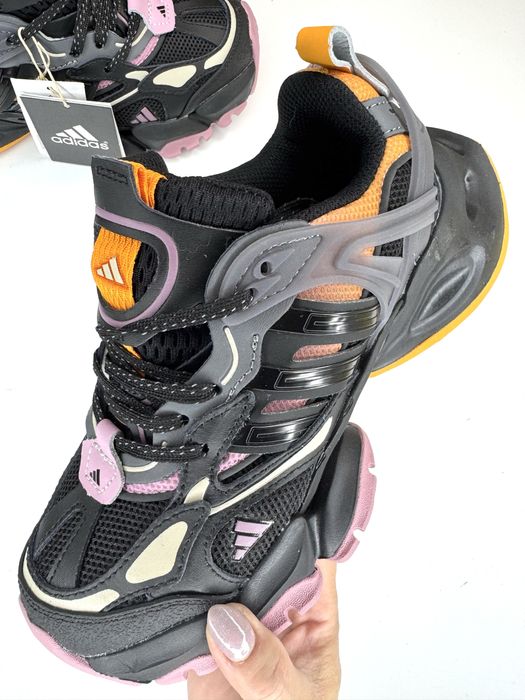 Кроссовки Adidas НОВЫЕ - 36,37 размер в НАЛИЧИИ