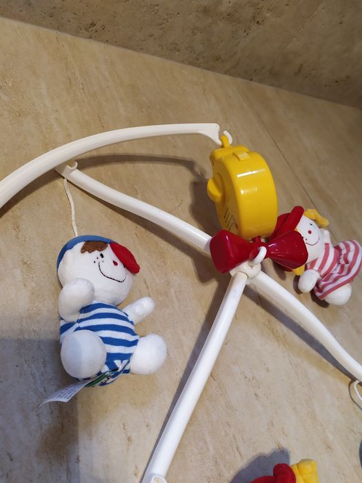 Karuzela do łóżeczka, pozytywka.