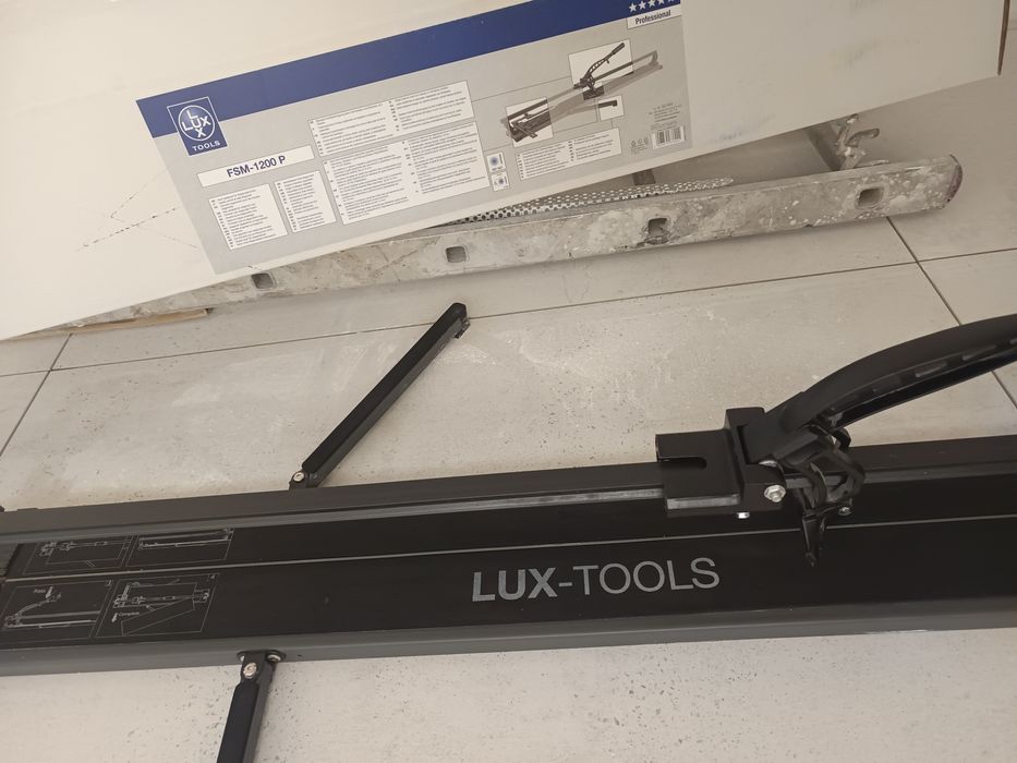 Przecinarka luxtools do płytek