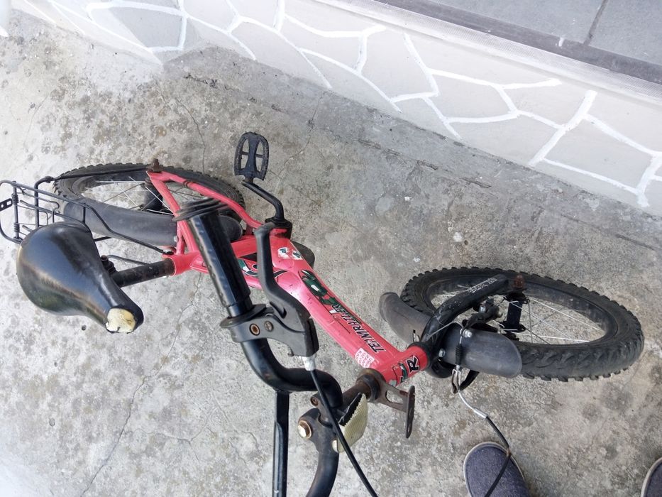 Велосипед дитячий, колеса на 16"