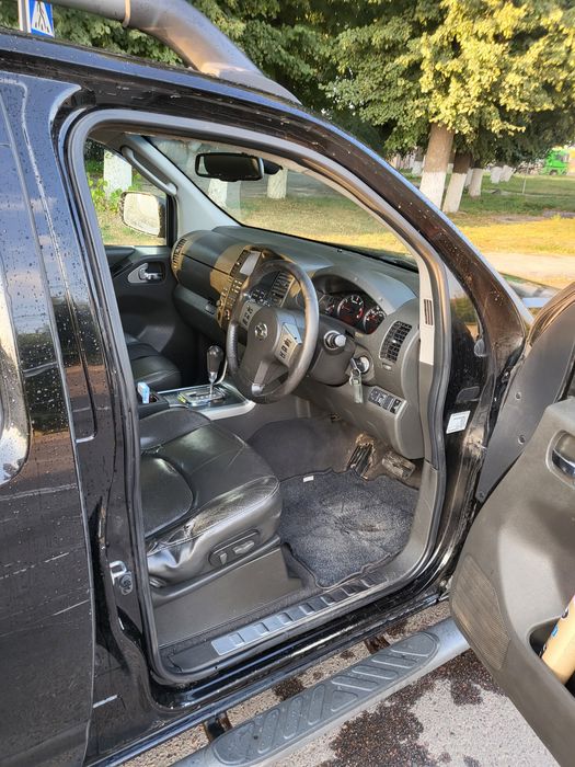 Продам Nissan Navara