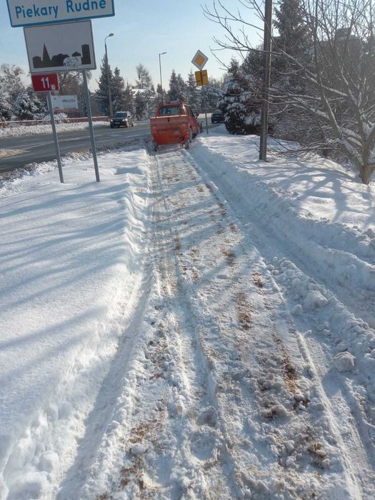 Piaskarka,posypywarka,solarka. Do chodników,ścieżek rowerowych